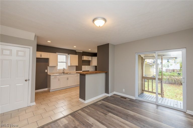 2278 26th Street, Akron, OH - Photo 6