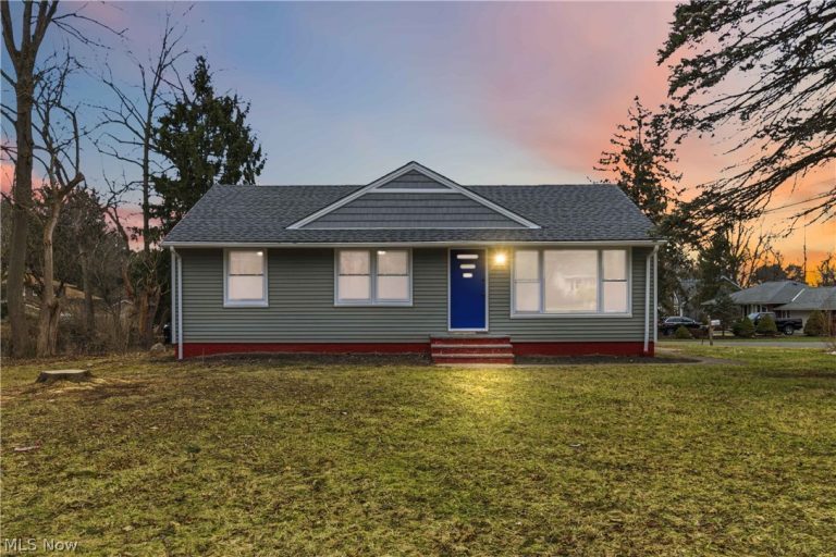 9486 York Road, North Royalton, OH, 44133