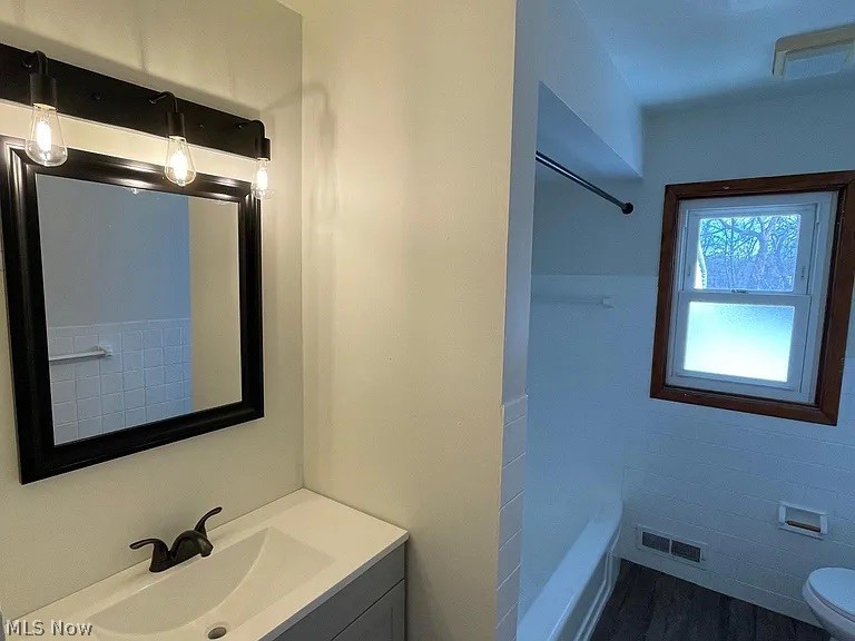 4133 Eastwood Lane, Warrensville Heights, OH - Photo 5