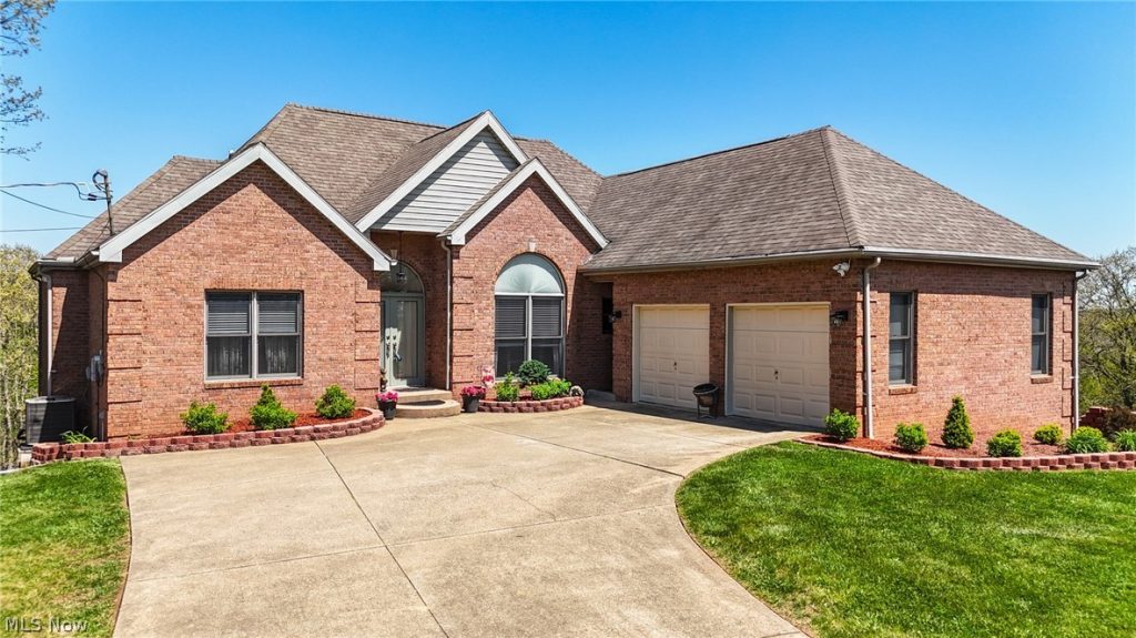 1421 Mcgill Road, Vincent, OH
