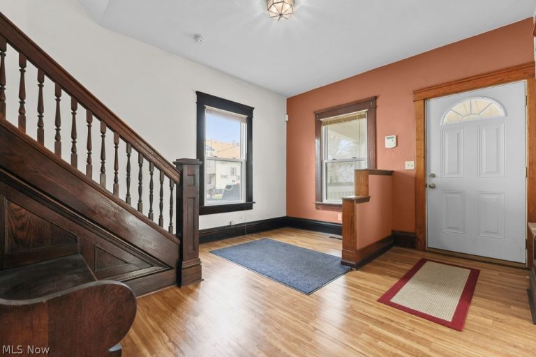 44 Agate Place, Akron, OH - Photo 5