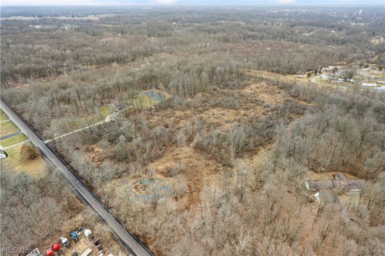 Lane Road, Warren, OH - Photo 8