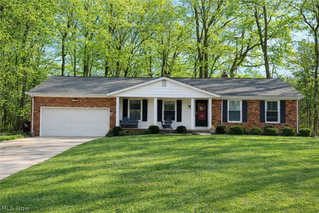 10247 Cherry Hill Dr., Concord, OH