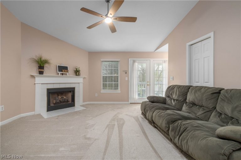 22550 Lenox Drive, Fairview Park, OH - Photo 6