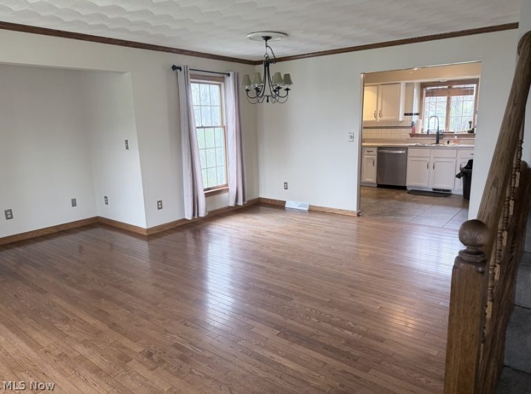 6416 Ridgeview Avenue, Austintown, OH - Photo 4