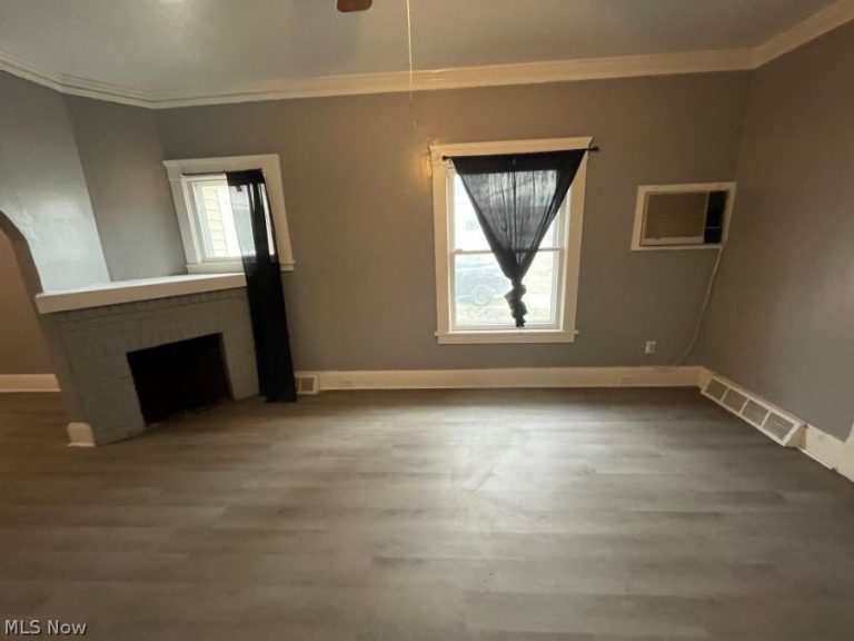 875 131st Street, Cleveland, OH - Photo 3