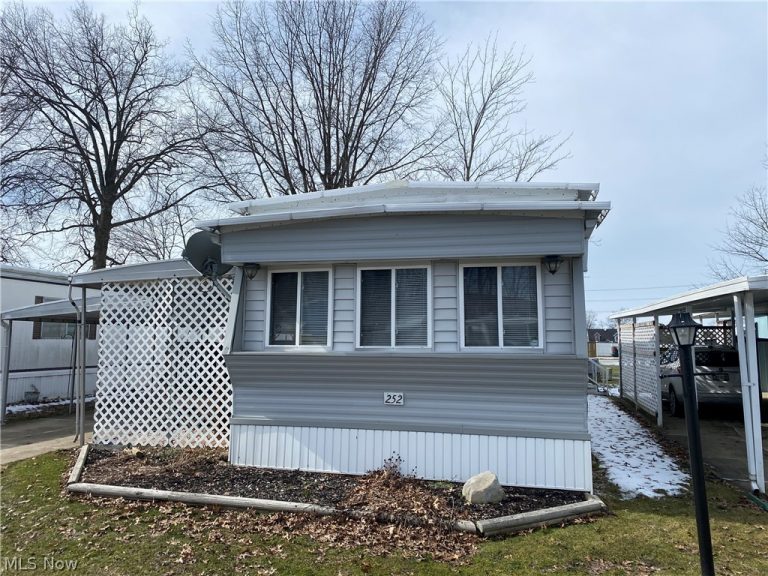 34424 Euclid Avenue #252, Willoughby, OH - Photo 2