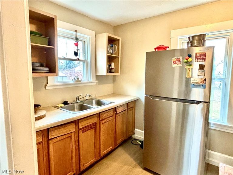 848 Cameron Avenue, Youngstown, OH - Photo 5