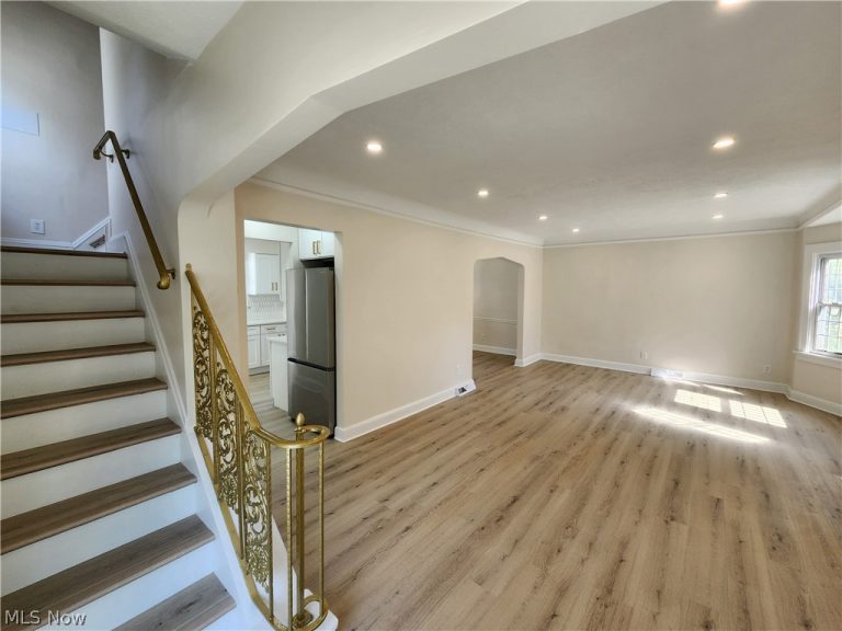 1166 Argonne Road, South Euclid, OH - Photo 4