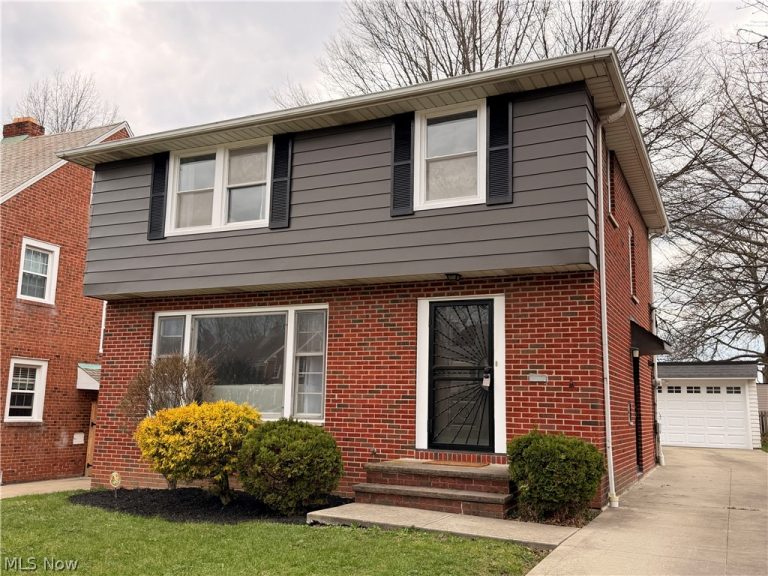 3921 Faversham Road, University Heights, OH, 44118