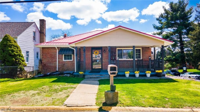 195 GILSON Avenue, Weirton, WV, 26062