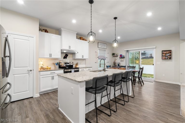 2277 Orchard Circle, Ravenna, OH - Photo 4