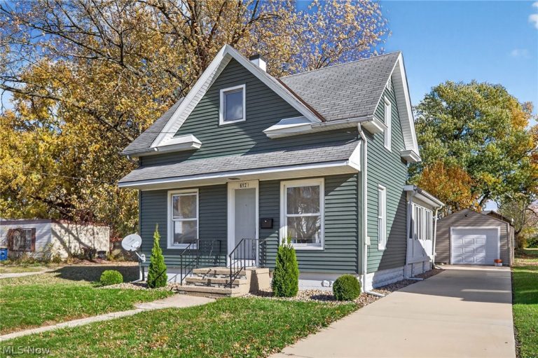 612 Thayer Avenue, Ashtabula, OH - Photo 2