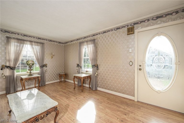 211 Millview Place, Canton, OH - Photo 5