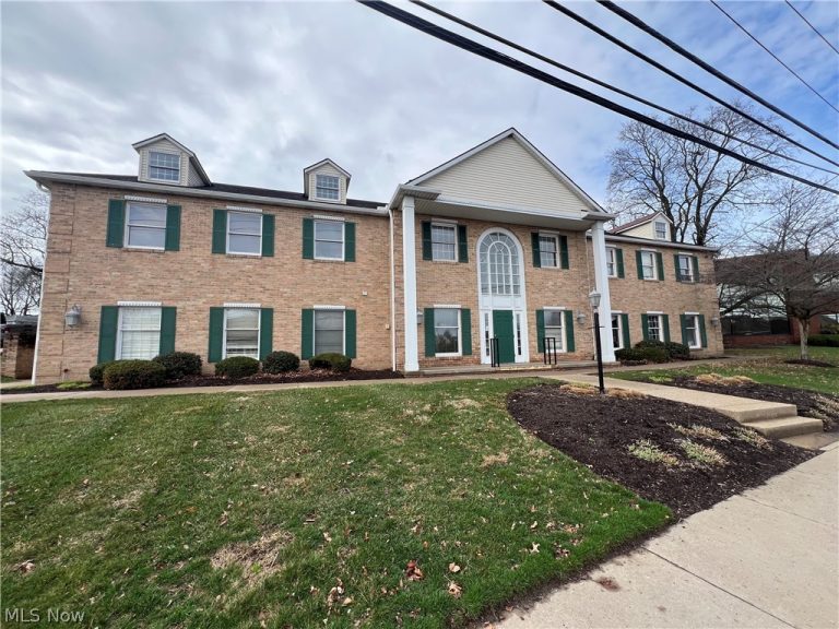 1225 Main Street #101, North Canton, OH, 44720