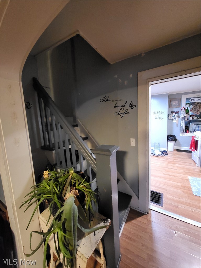 234 Locust Street, Coshocton, OH - Photo 6