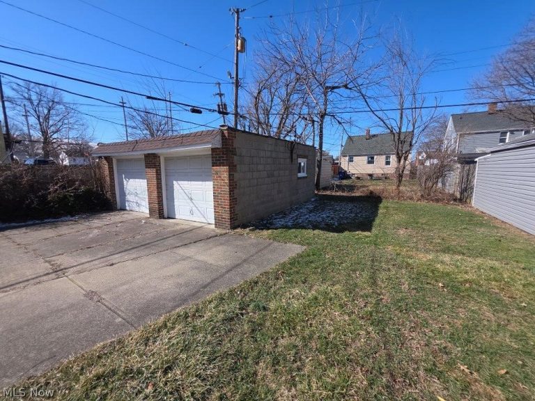 4262 62nd Street, Cleveland, OH - Photo 6