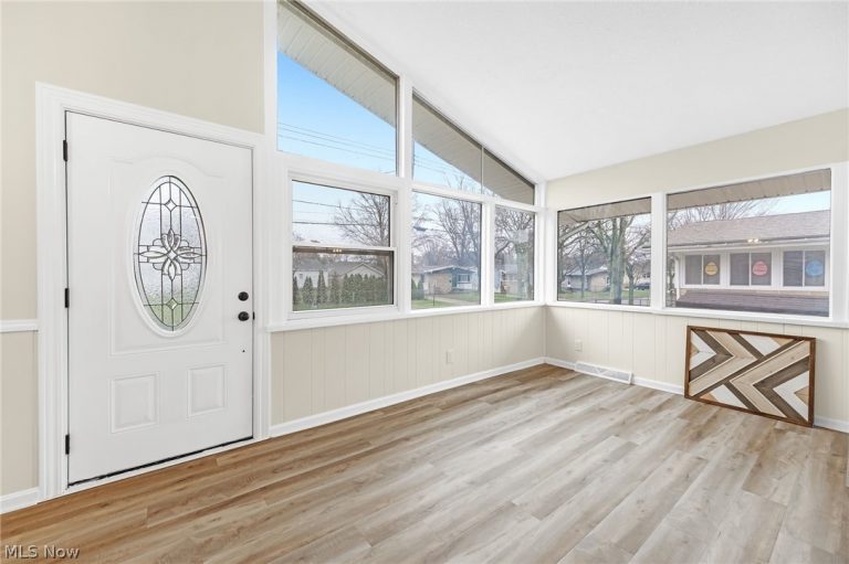 1332 Carnegie Avenue, Akron, OH - Photo 3