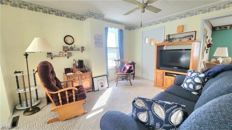500 Applegate Drive, Beverly, OH - Photo 6