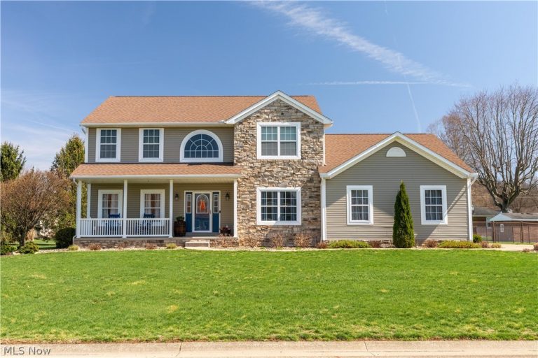 114 Hemlock Avenue, Waynesburg, OH, 44688