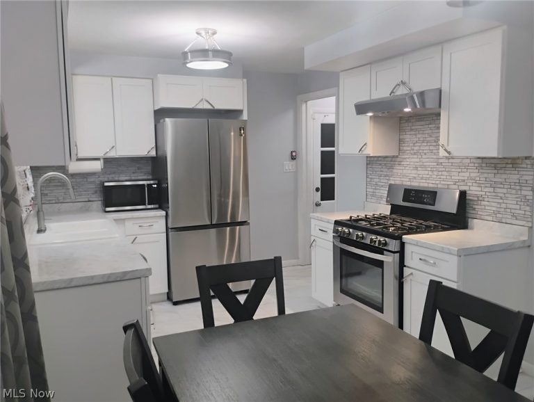 5007 Sheridan Road, Youngstown, OH - Photo 4