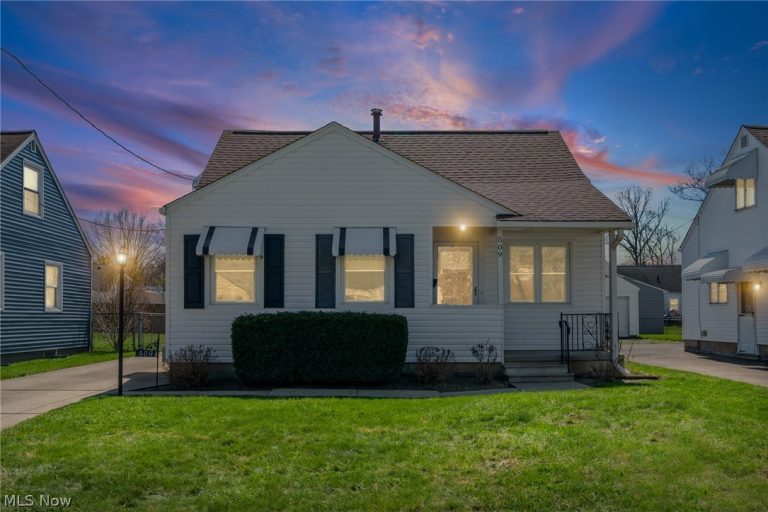 509 Cambridge Avenue, Elyria, OH, 44035