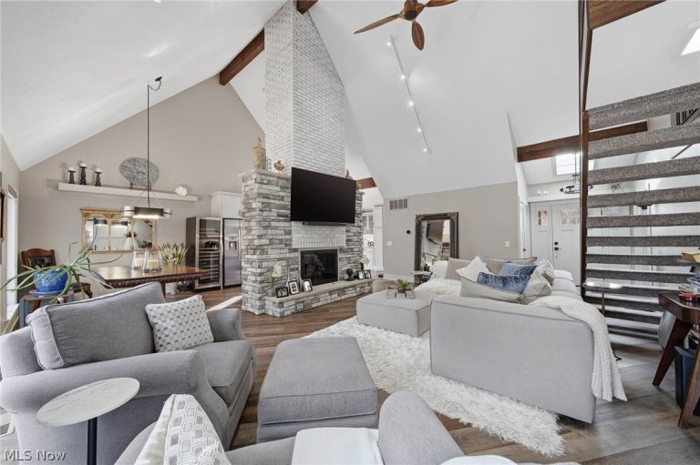 6132 Cedar Lane, Canton, OH - Photo 5