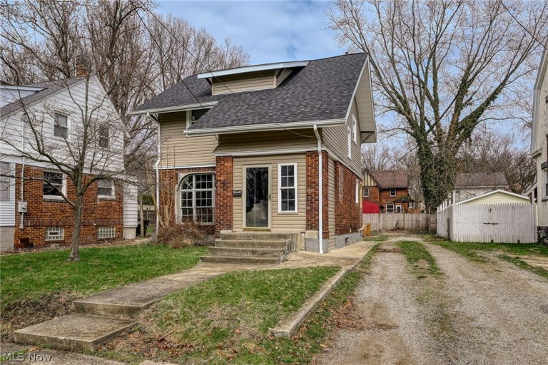 1603 Hampton Road, Akron, OH - Photo 4