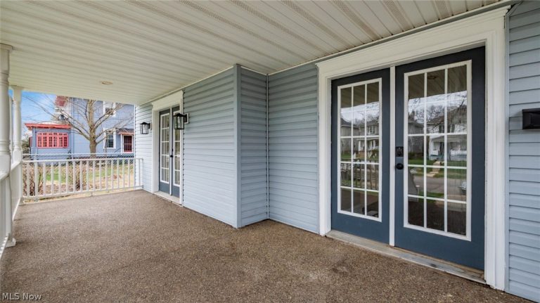 958 Forest Avenue, Zanesville, OH - Photo 2