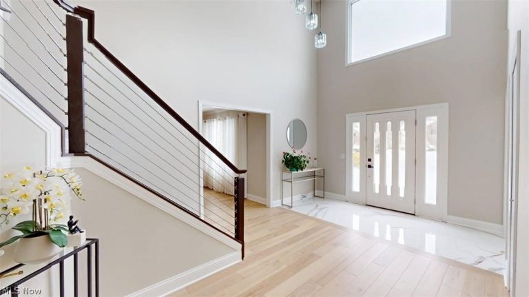 608 Dewitt Drive, Highland Heights, OH - Photo 3