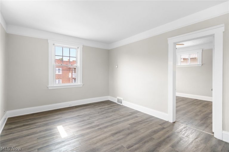 3225 38th Street, Cleveland, OH - Photo 5