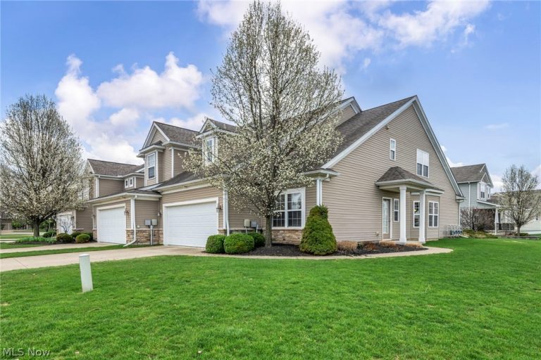 8330 Beaumont Drive, Mentor, OH - Photo 8