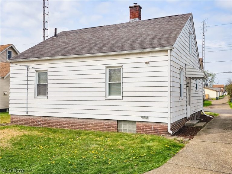 1146 Arlington Avenue, Canton, OH - Photo 3