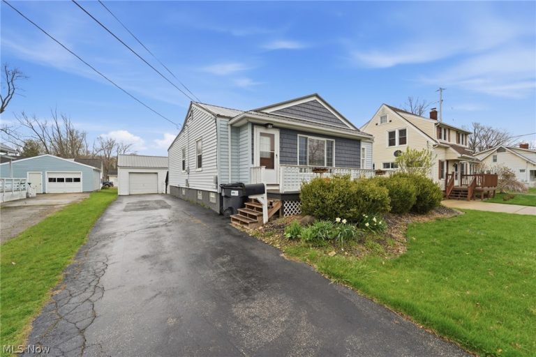 229 Elm Street, Geneva, OH - Photo 2