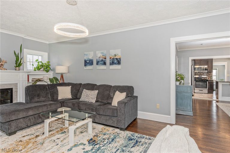 3263 Euclid Heights Boulevard, Cleveland Heights, OH - Photo 6