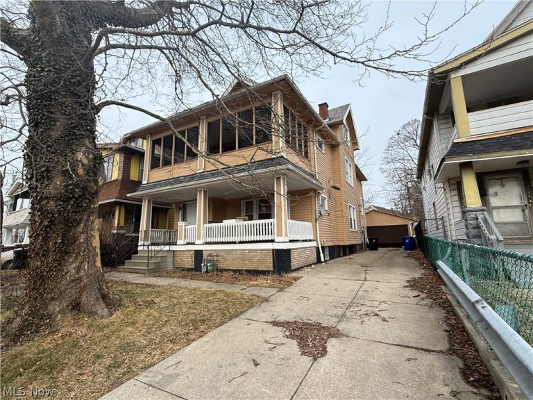 851 Paxton Road, Cleveland, OH, 44108