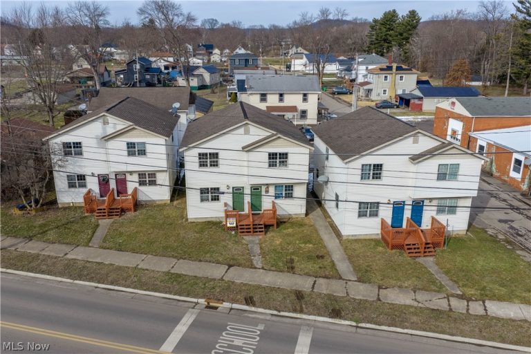 209 - 223 Trenton Avenue, Uhrichsville, OH, 44683