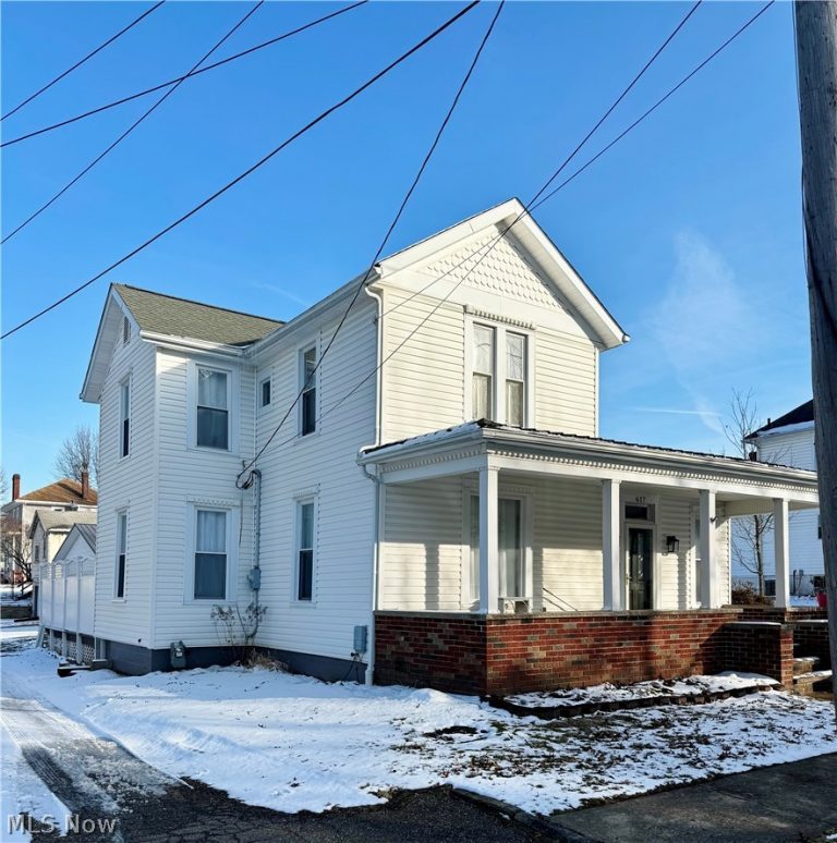 617 Park Street, Barnesville, OH - Photo 2