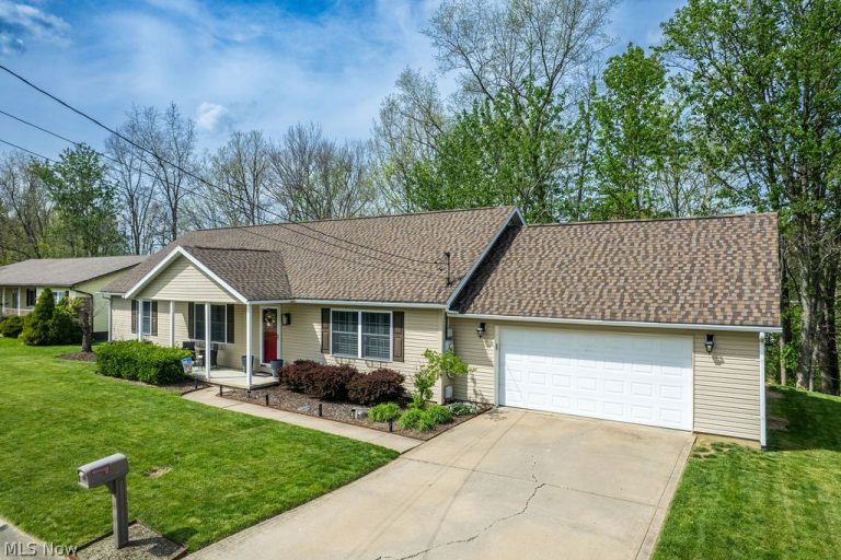 261 Brooktree Drive, Parkersburg, WV - Photo 3