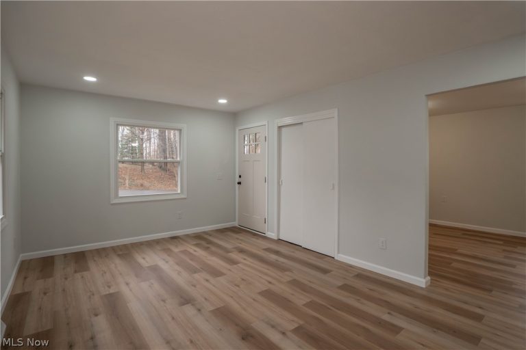 275 20th Street, Massillon, OH - Photo 6