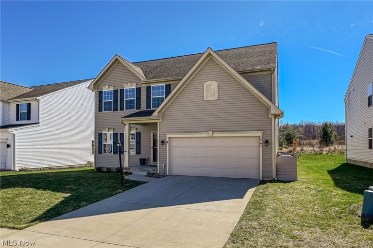 3564 Shady Timber Drive, Twinsburg, OH - Photo 2