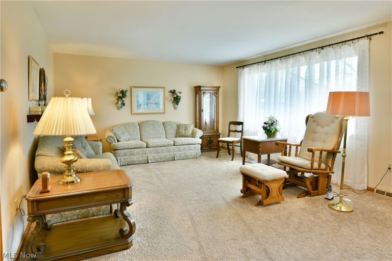 834 Pleasant Street, Warren, OH - Photo 6