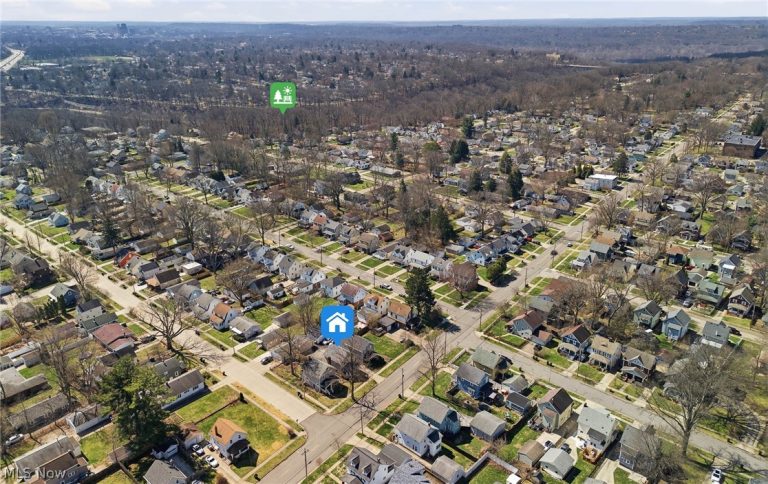 714 Grant Avenue, Cuyahoga Falls, OH - Photo 3