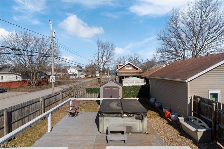 1277 Weiser Avenue, Akron, OH - Photo 8