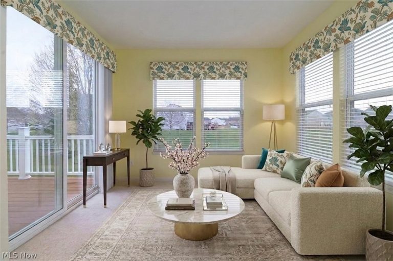 9119 Chatham Circle, North Ridgeville, OH - Photo 8