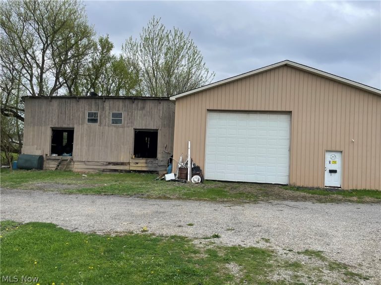 15571 Berlin Station Road, Berlin Center, OH - Photo 2