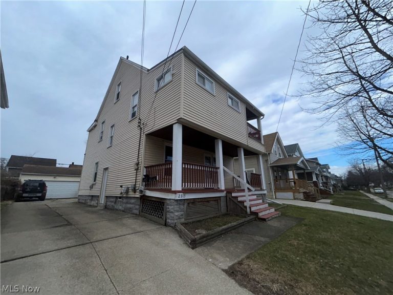 2315 Hood Avenue, Old Brooklyn, OH - Photo 2