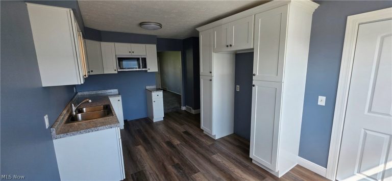 1640-1642 Cedarcrest Avenue, Massillon, OH - Photo 6