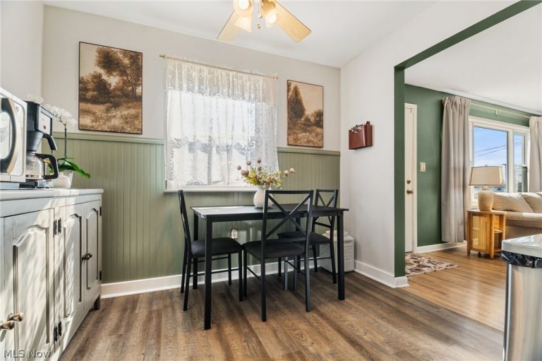 584 Hilbish Avenue, Akron, OH - Photo 6