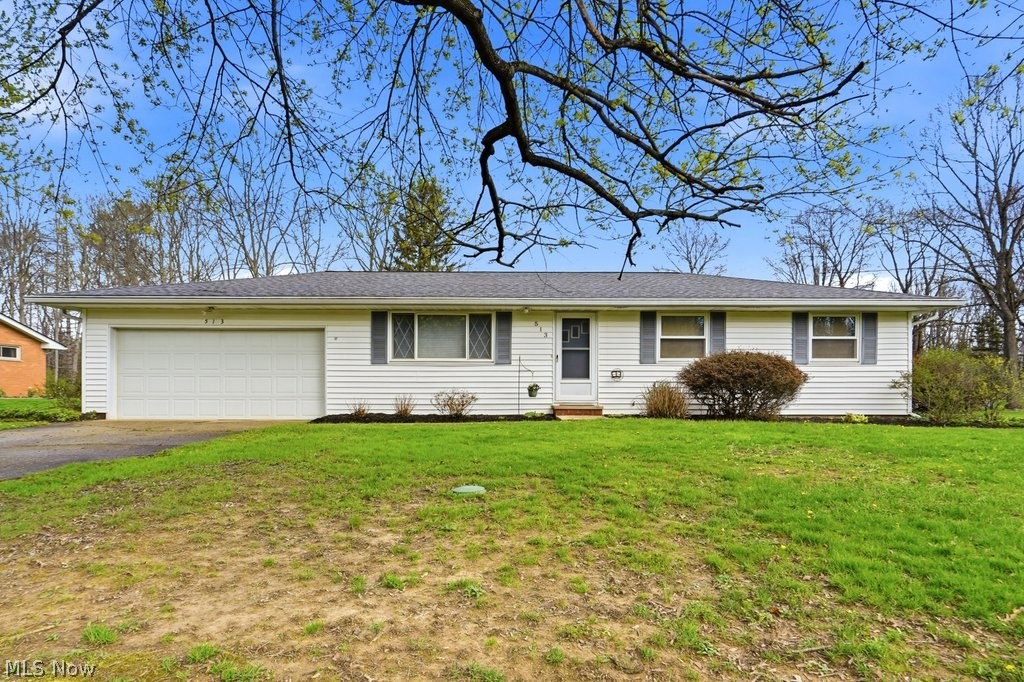 513 Lynnview Drive, Sagamore Hills, OH